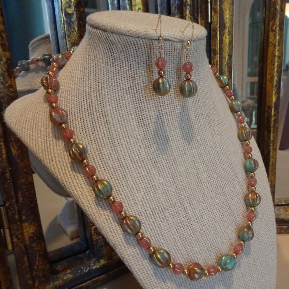 Handmade artisanal necklace & earring set based on gold-washed Czech melon beads - Picture 3 of 5